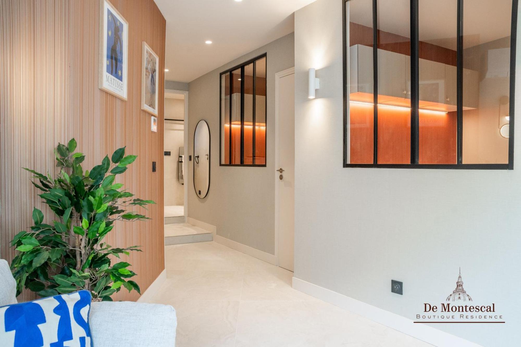 De Montescal - Hot Tub And Ac Cosy Apartment A Prime Location 40M2 Paris Exteriör bild