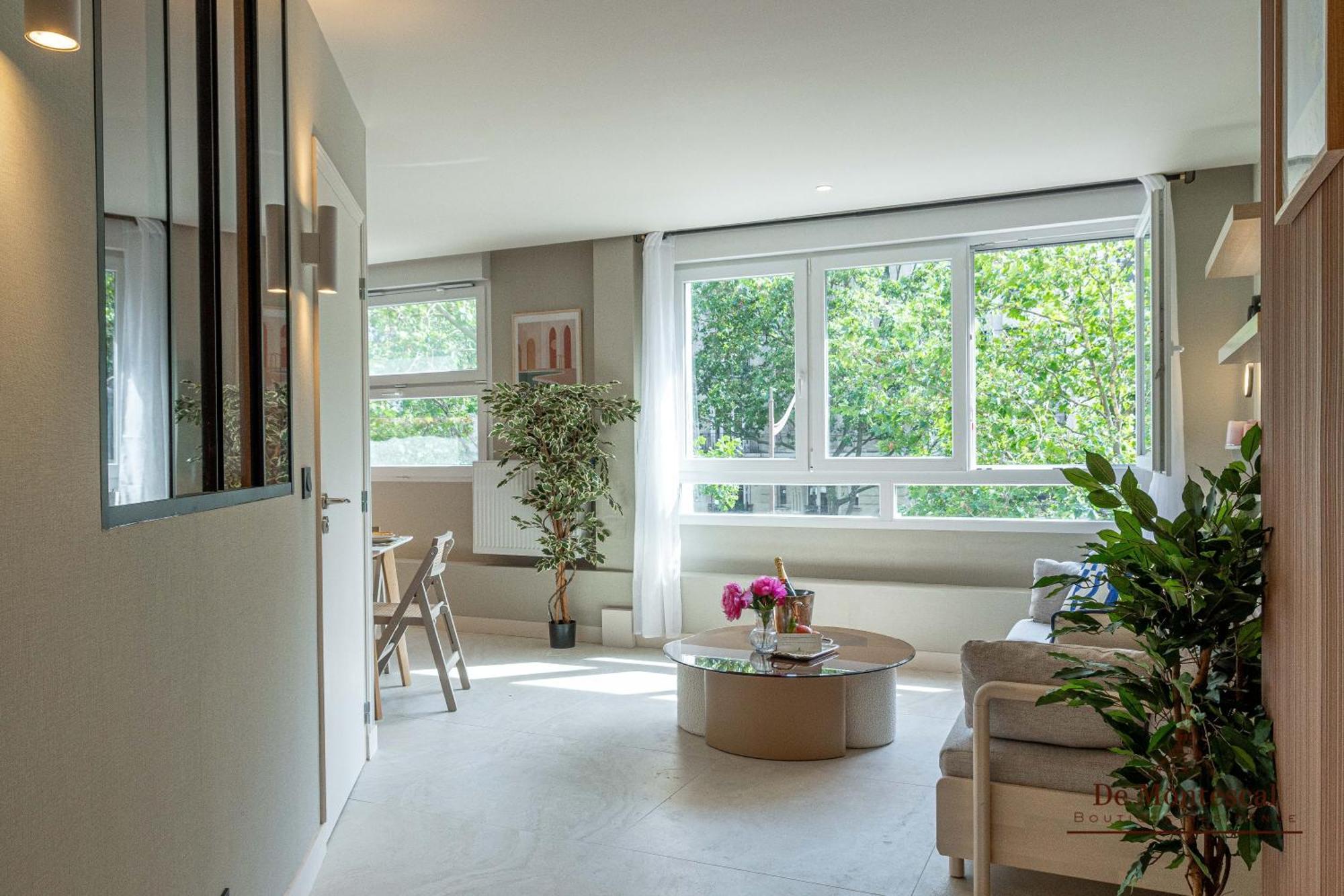 De Montescal - Hot Tub And Ac Cosy Apartment A Prime Location 40M2 Paris Exteriör bild