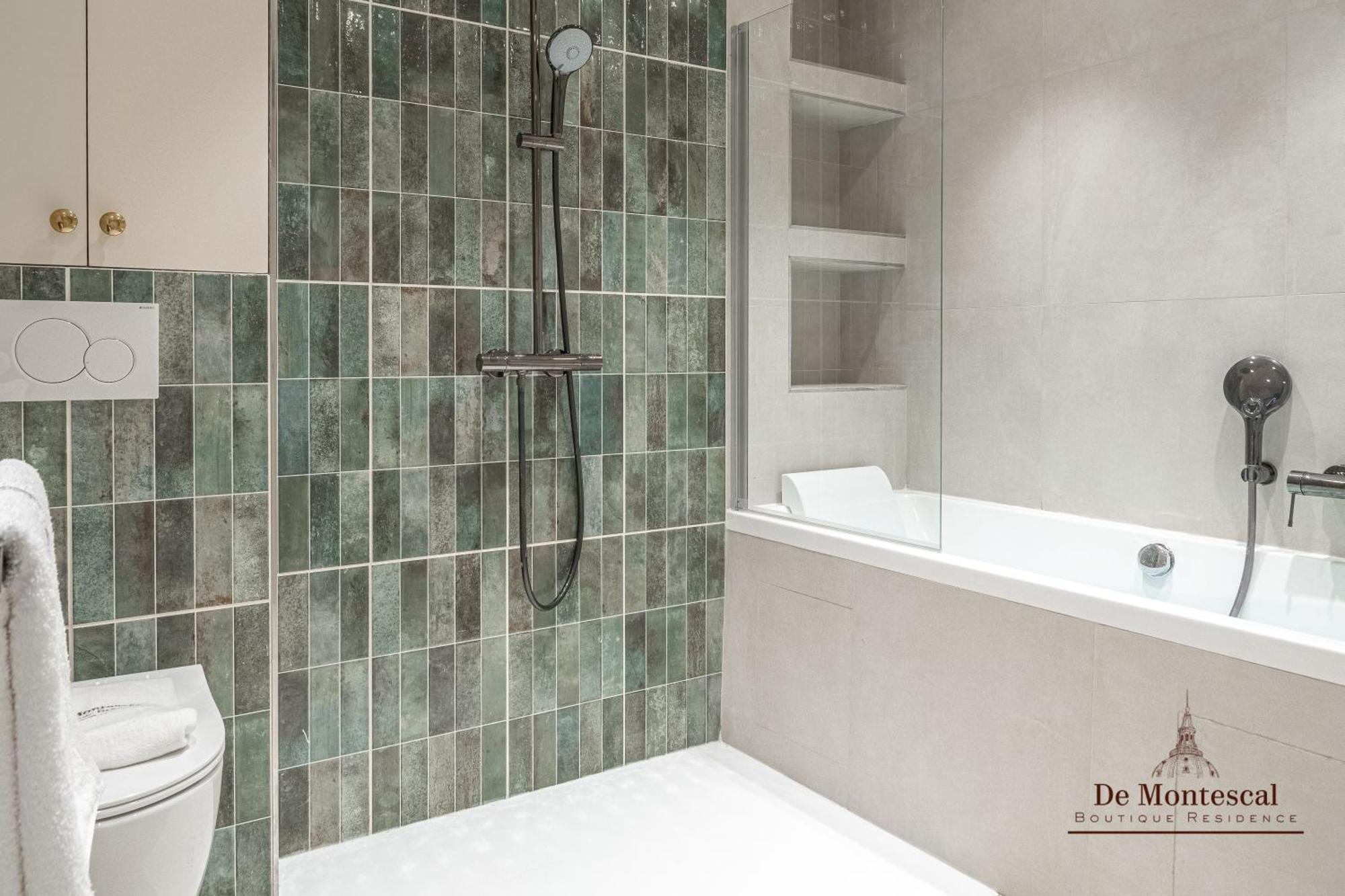 De Montescal - Hot Tub And Ac Cosy Apartment A Prime Location 40M2 Paris Exteriör bild