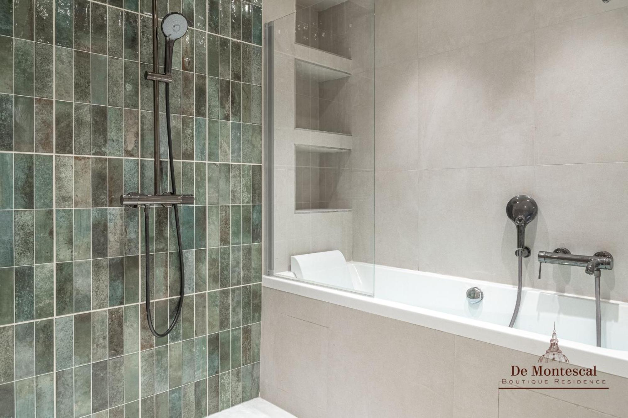 De Montescal - Hot Tub And Ac Cosy Apartment A Prime Location 40M2 Paris Exteriör bild